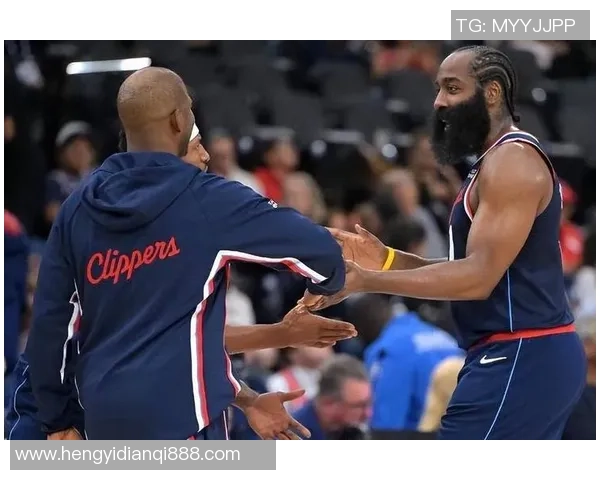 快船媒体：保罗归队或因在更衣室怒斥了大牌球员；或许会去换威少